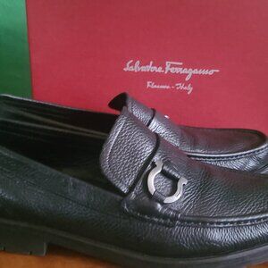 Authentic Men's Salvatore Ferragamo Black Italian Loafers  Size 11.5